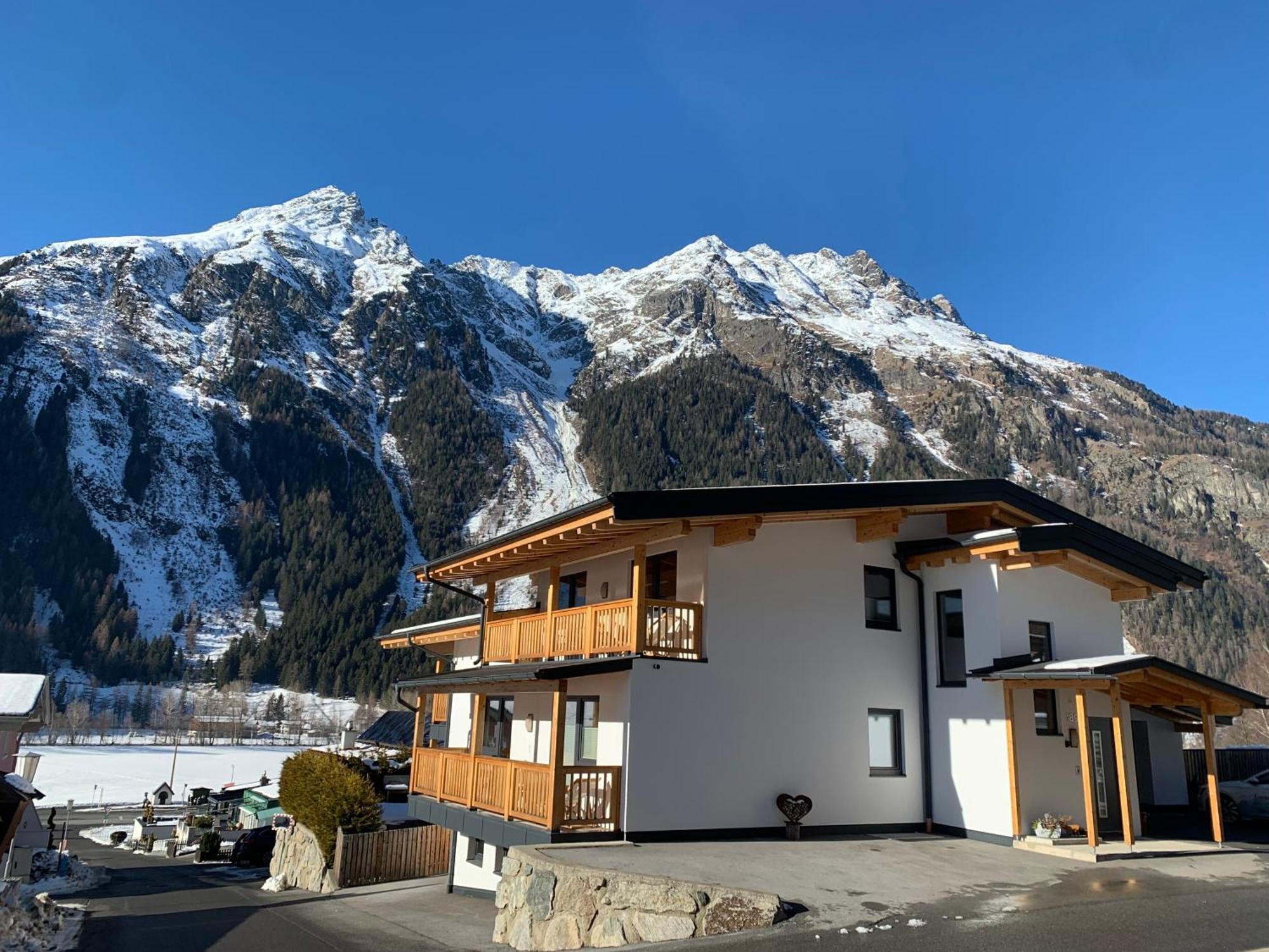 Apart Reich Längenfeld Exterior foto